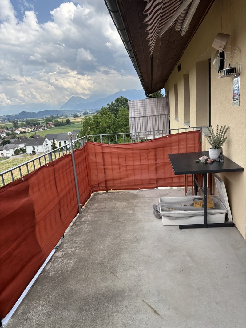 Beautiful 4.5-room maisonette apartment available from 01.09.2026 (2)