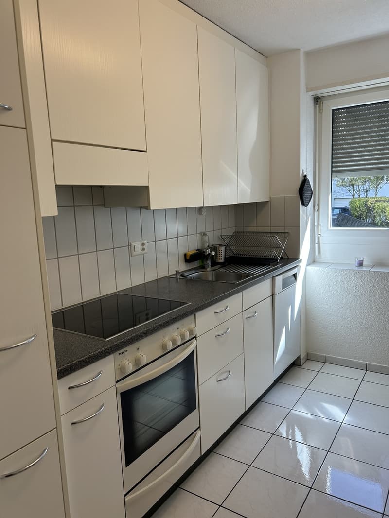 Mieten Sie eine 2 ½-Zimmer-Wohnung in Zürich 8002 (ZH) Zürich (2)