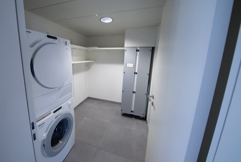 Beautiful modern and large apartment directly next to Aarau (11)
