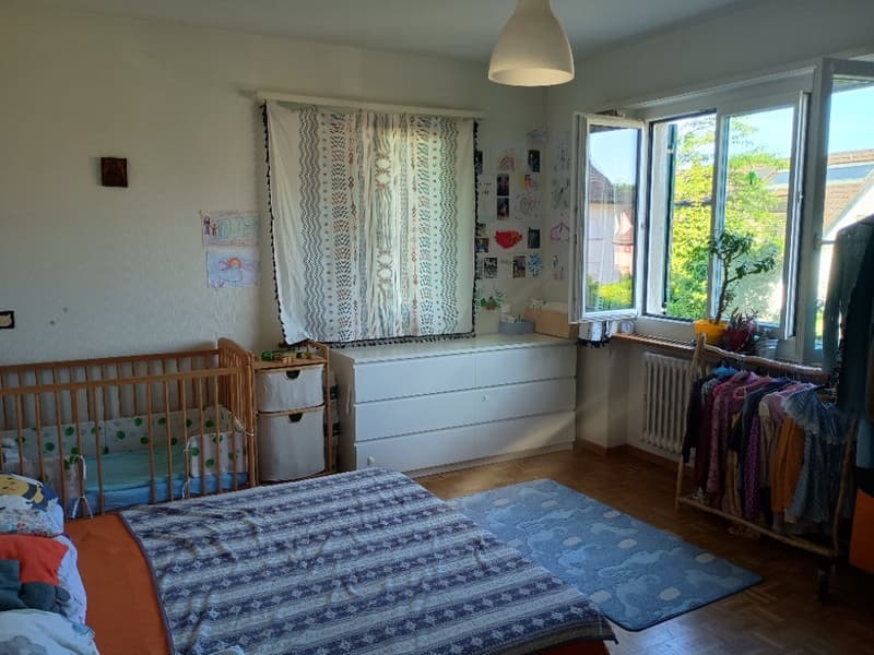 Geräumige Wohnung in Zollikerberg (12)