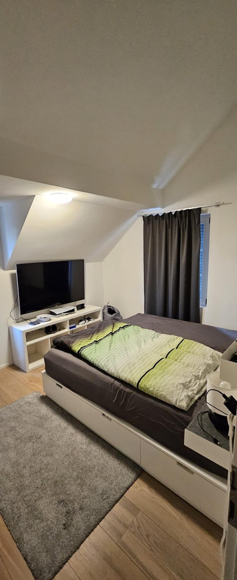 Ruhige 2er-WG im Haus  fast eigenes Obergeschoss mit zwei Zimmern, Ankleidezimmer & viel Privatsphäre (Turgi) (4)