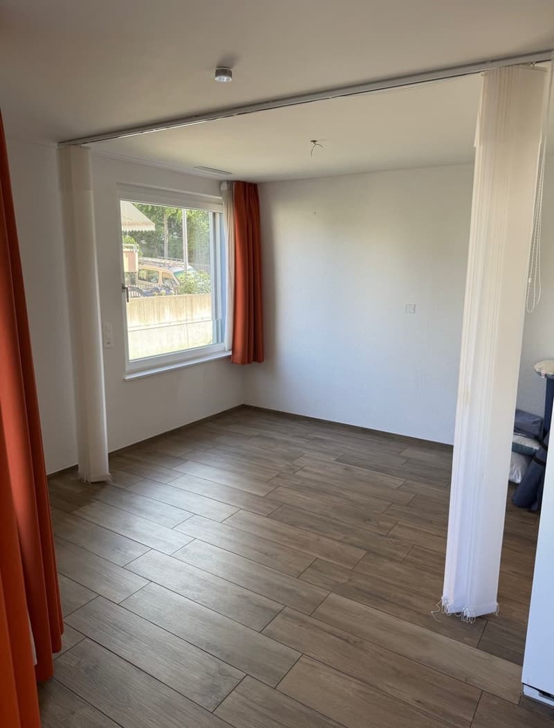 Ab sofort 1,5 Zimmer Wohnung Oerlikon (3)