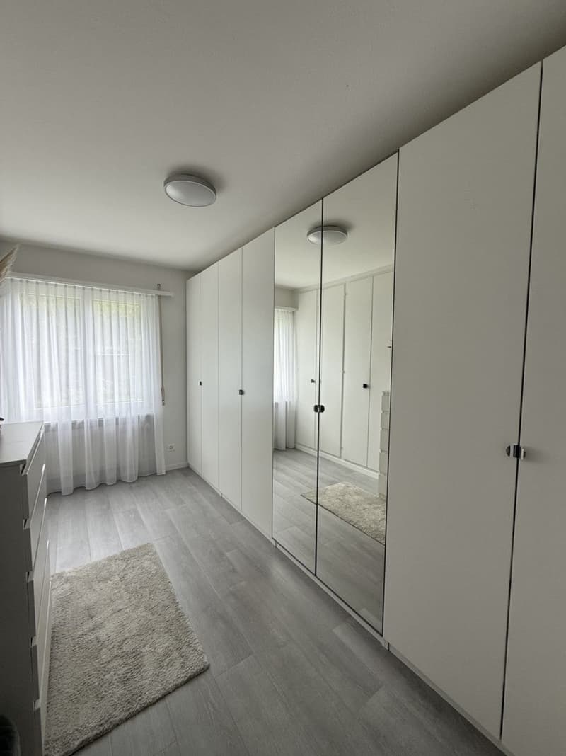 Attraktive 4-Zimmer-Wohnung mit grosser Terrasse und Garten in bester Lage  Nachmieter gesucht (8)