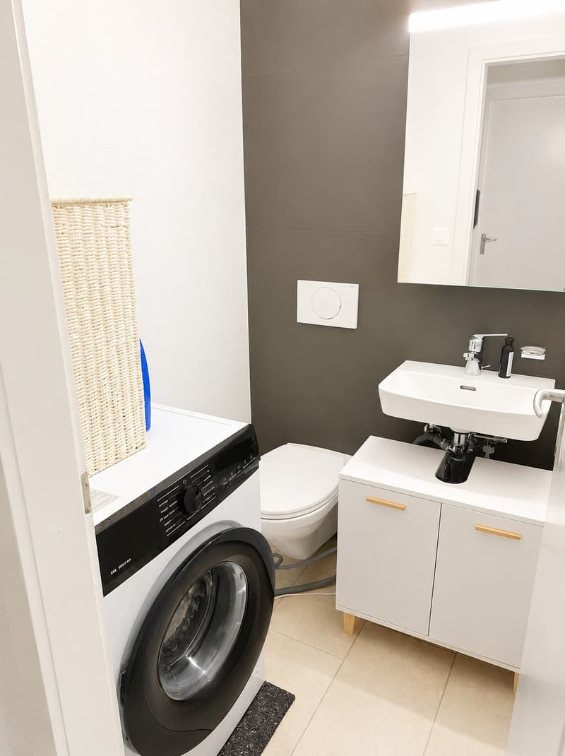 Attraktive 4-Zimmer-Wohnung mit grosser Terrasse und Garten in bester Lage  Nachmieter gesucht (5)