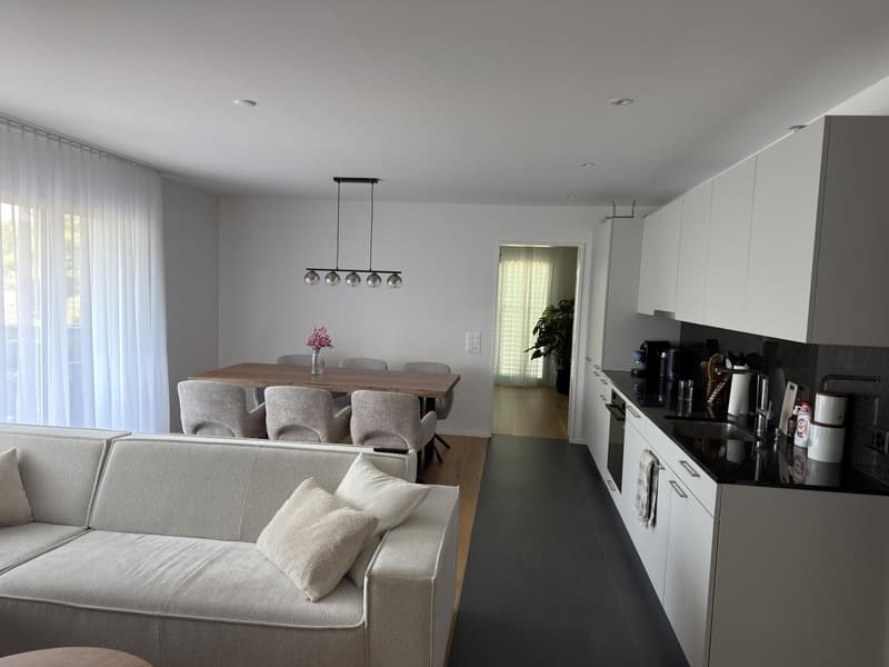 Moderne 3.5-Zimmer-Neubauwohnung inkl. NK und Doppelparkplatz in Nürensdorf (3)