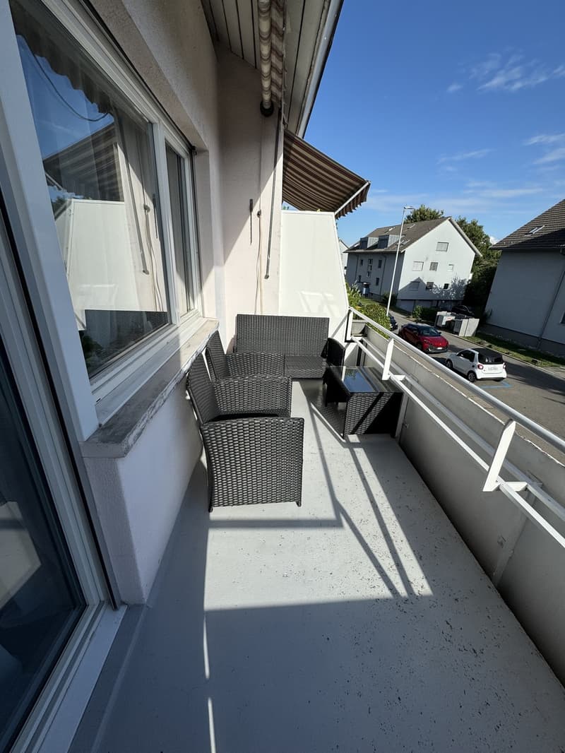 Helle 2.5-Zimmer-Wohnung mit Balkon in ruhiger, zentraler Lage (9)