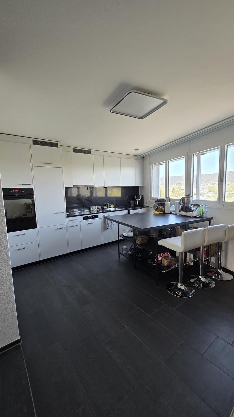 Helles und geräumiges Apartment unter dem Marktpreis aufgrund von zeitweiliger Untervermietung (4)