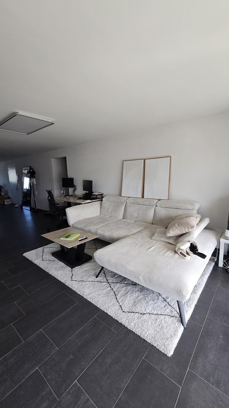 Helles und geräumiges Apartment unter dem Marktpreis aufgrund von zeitweiliger Untervermietung (2)