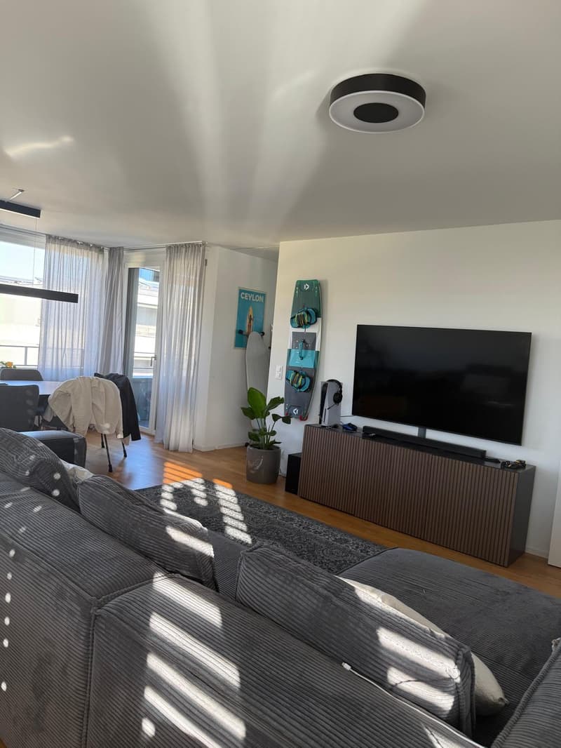 Möblierte 2.5-Zimmer-Wohnung zur Untermiete (01.10.2026 31.03.2027) (1)