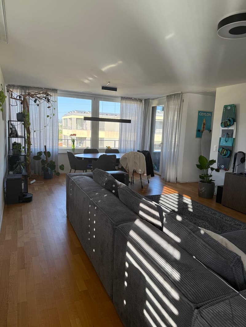 Möblierte 2.5-Zimmer-Wohnung zur Untermiete (01.10.2026 31.03.2027) (3)