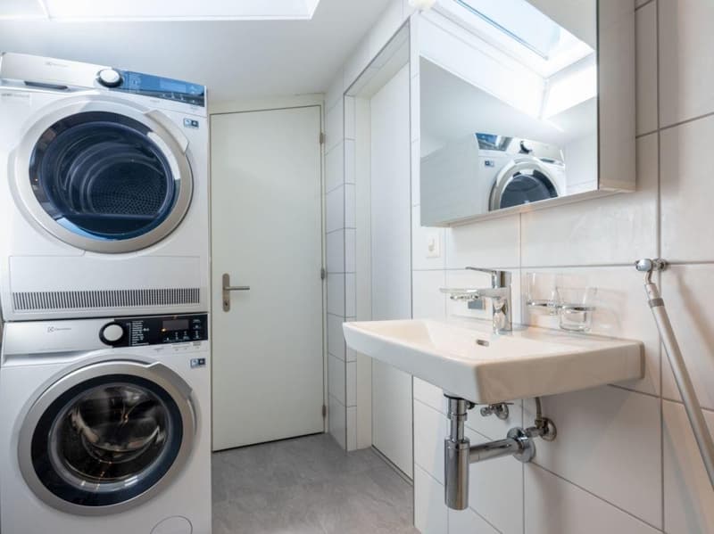 Zu vermieten ist eine charmante Wohnung mit einem grosszügigen Garten im wunderschönen Menzberg (10)