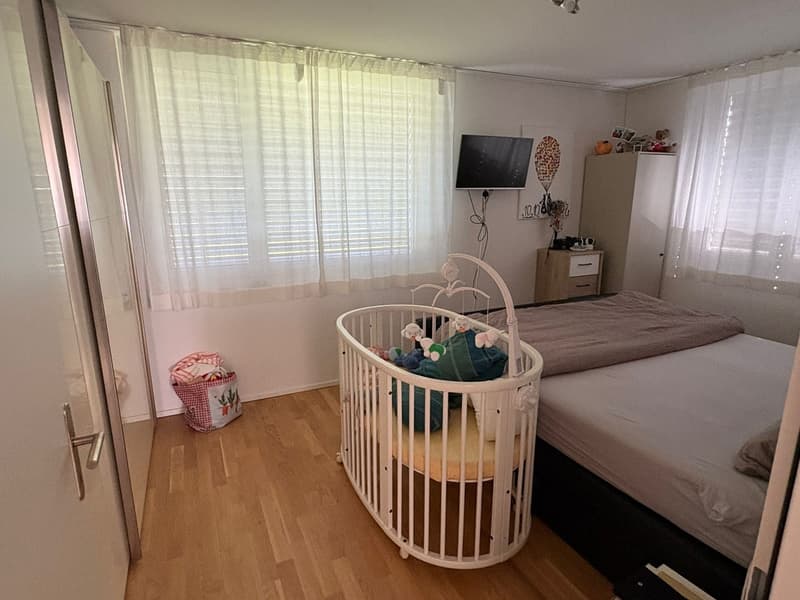 Modern and well-maintained 3.5-room apartment on the ground floor in a quiet location in Fahrwangen. (5)