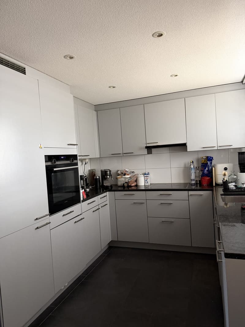 4.5 ZI MAISONETTE- WOHNUNG MIT TIEFGARAGENPLATZ (1)