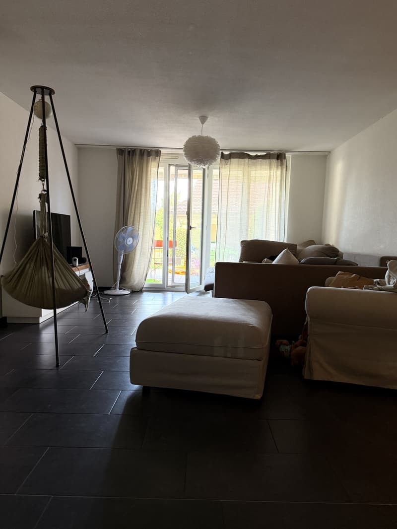 4.5 ZI MAISONETTE- WOHNUNG MIT TIEFGARAGENPLATZ (6)