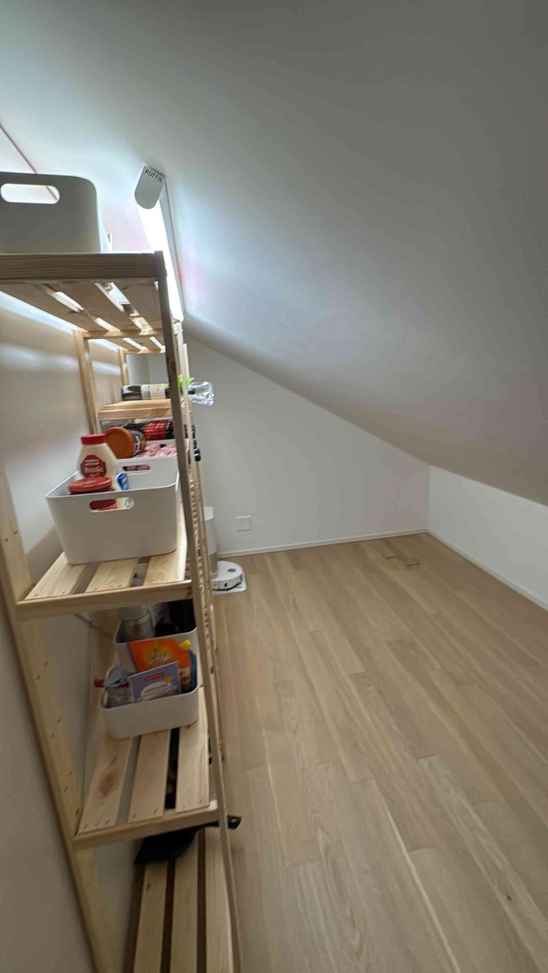 Grosszügige 3.5-Zimmer-Dachwohnung mit Loggia und Carport in Ermensee (4)