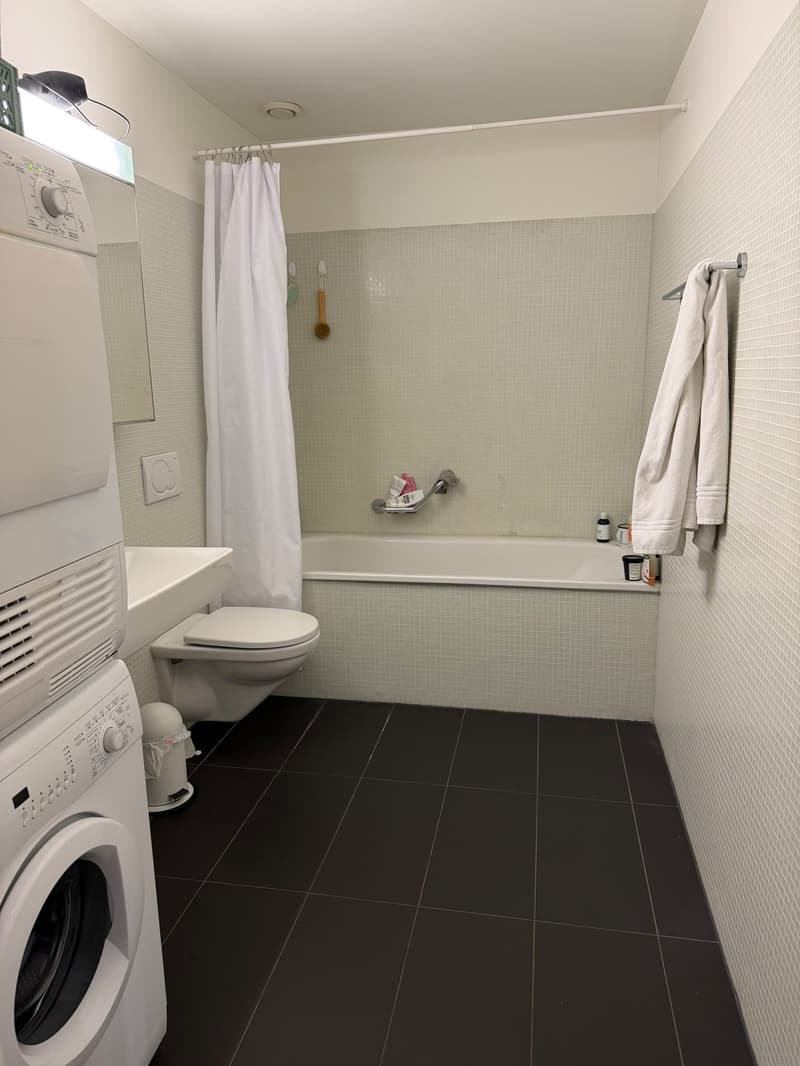 17m2 in spacious, modern apartment with big balcony (6)