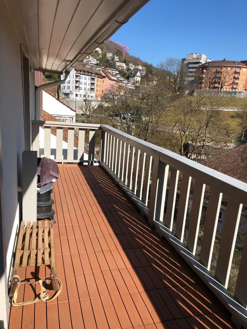 Charmante 5.5 Zimmer Wohnung in der Altstadt Badens zu vermieten (2)