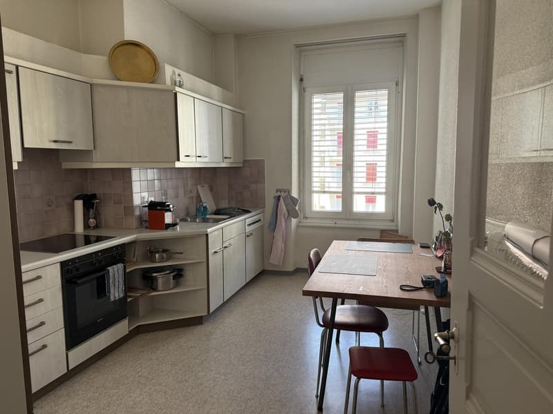 3.5 Zimmerwohnung am Bundesplatz zu vermieten (befristet) (5)