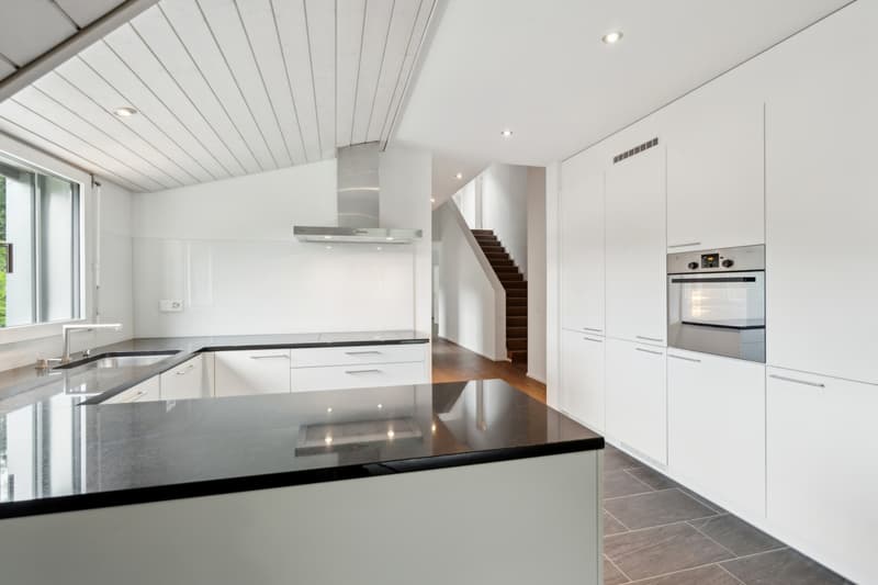 Charmante 3.5 Zimmer-Maisonette-Wohnung mit Blick ins Grüne (13)