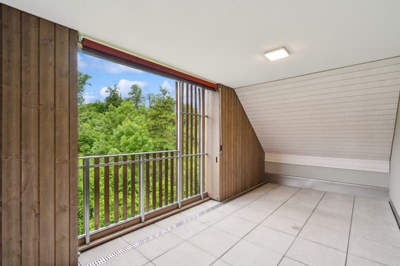 Charmante 3.5 Zimmer-Maisonette-Wohnung mit Blick ins Grüne (4)