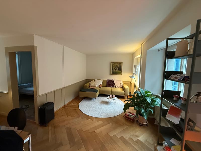 Nachmieter:in gesucht per 1. August - charmante 2.5-Zimmer-Altbauwohnung mitten im Zürcher Niederdorf (Kreis 1) (9)
