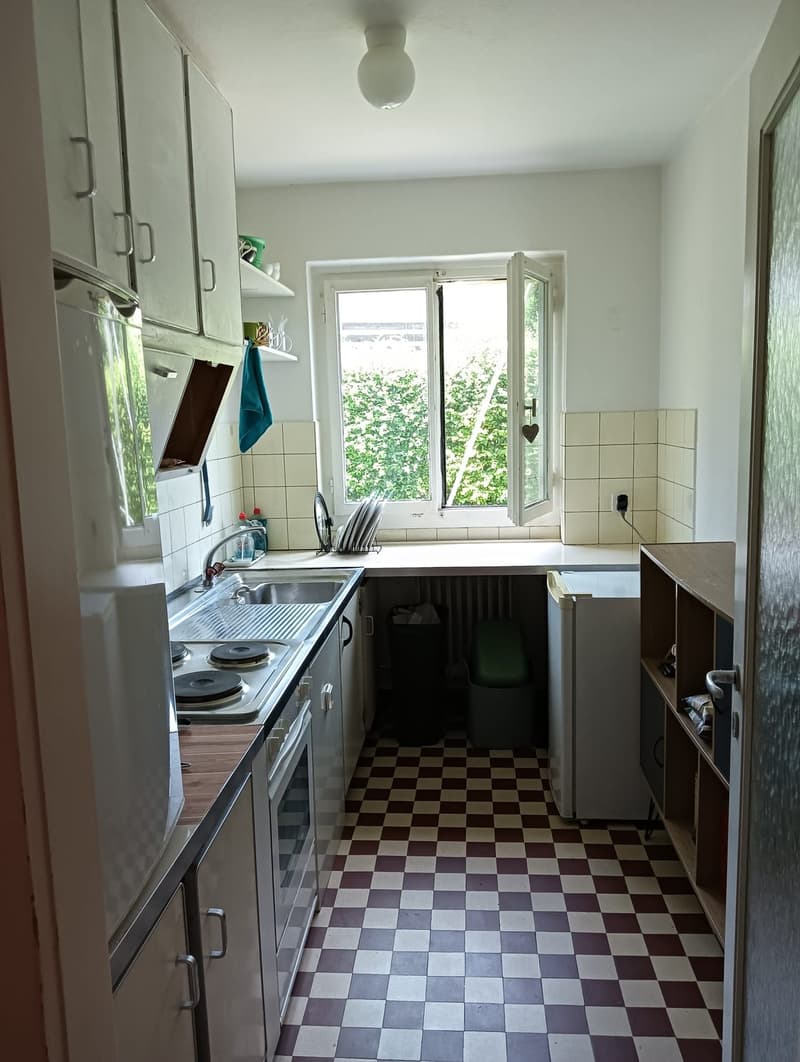 Fixed-term sublet only / Befristete Untermiete: furnished 3-room apartment in Zürich 8046, 15 July to 31 August 2026 (4)