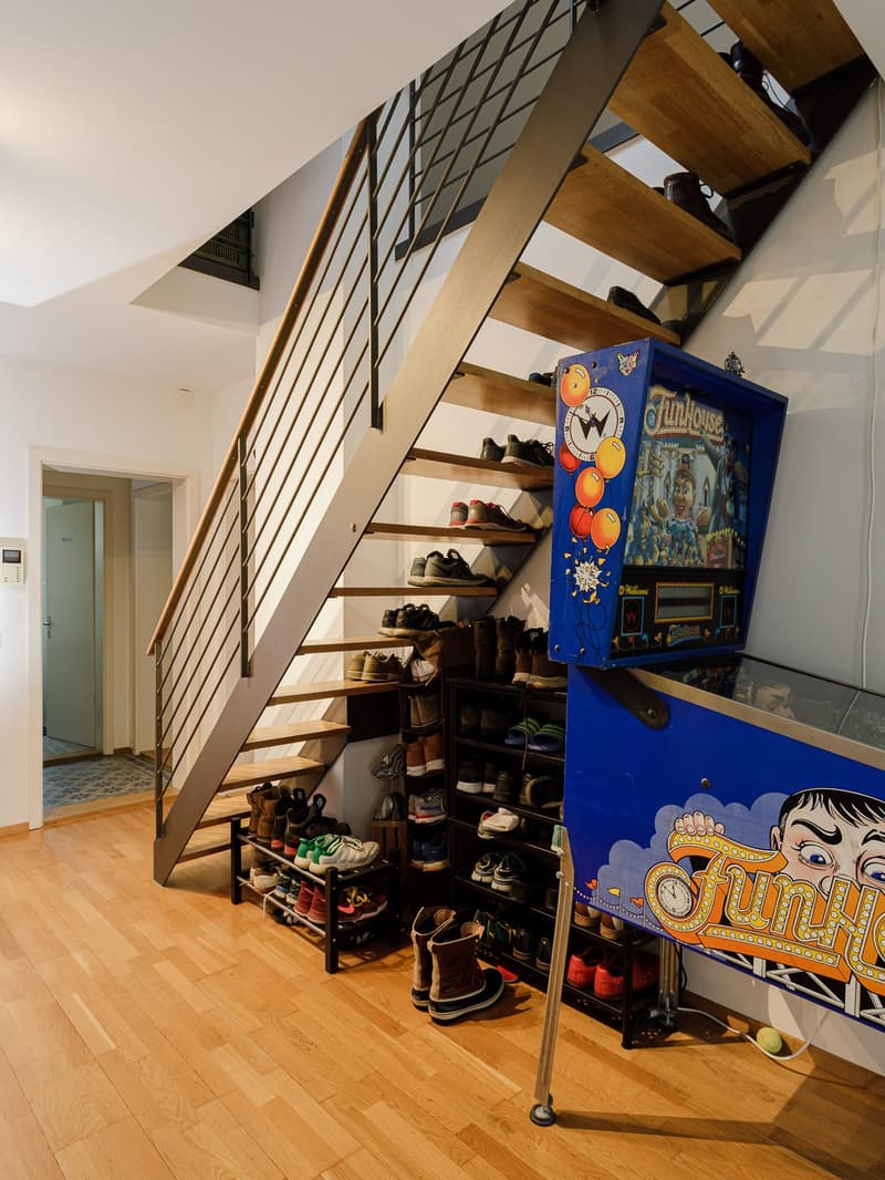 Mitbewohner/in gesucht Exklusives WG-Zimmer mit Loggia, Rigi-Blick & See vor der Haustür (10)
