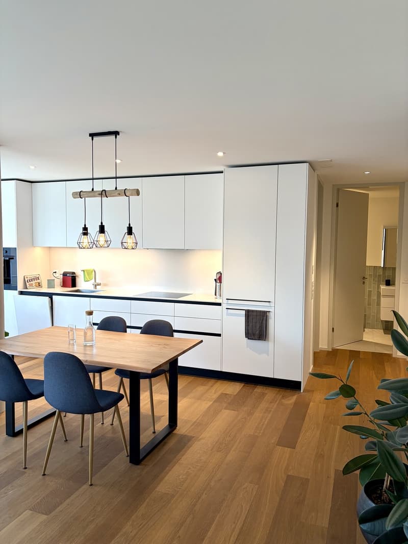 Moderne 2.5-Zimmerwohnung im Herzen von Zürich-Kreis 6 (4)