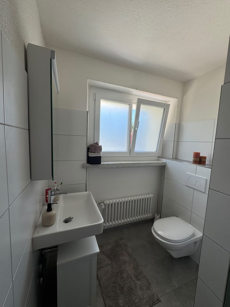Modern 3.5-room apartment with balcony in Kloten (4)