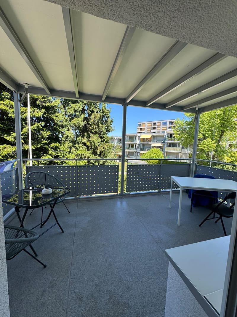 Modern 3.5-room apartment with balcony in Kloten (8)