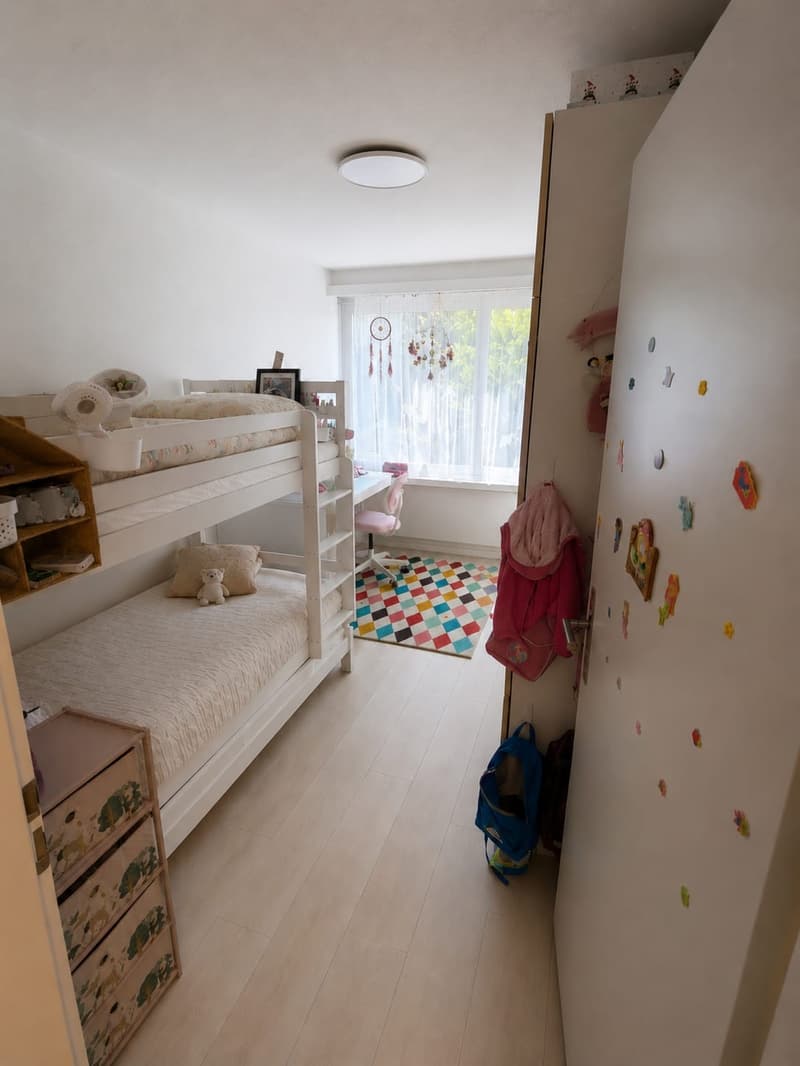 Appartamento luminoso 4.5 locali con balcone in una zona tranquilla Adliswil (7)