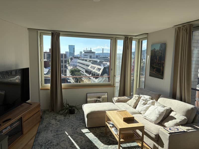 Short term apartment sublease near HB (1)
