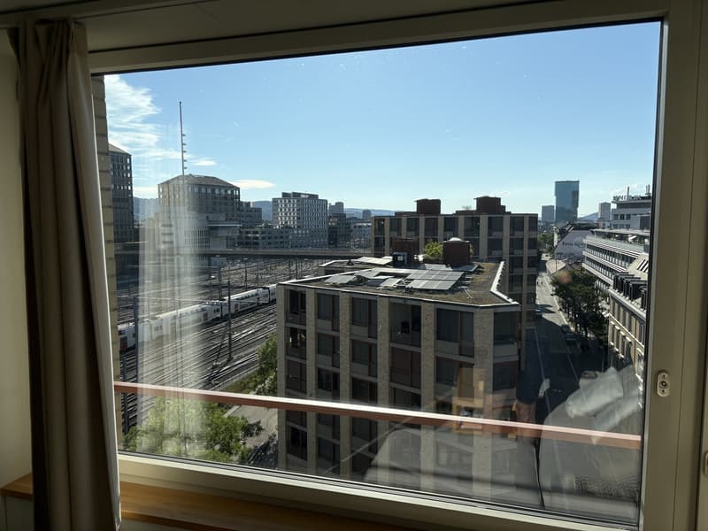 Short term apartment sublease near HB (6)
