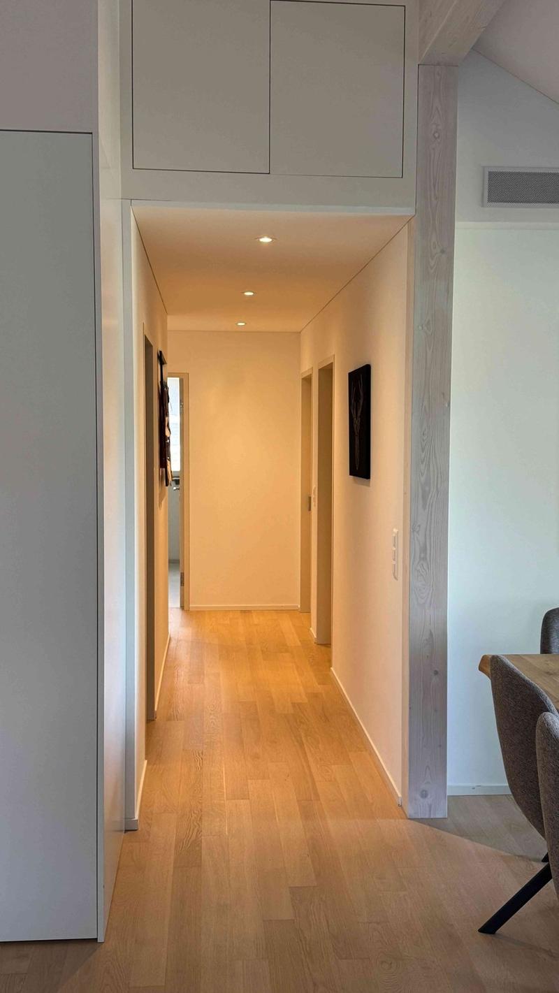 Grosszügige 3.5-Zimmer-Dachwohnung mit Loggia und Carport in Ermensee (13)