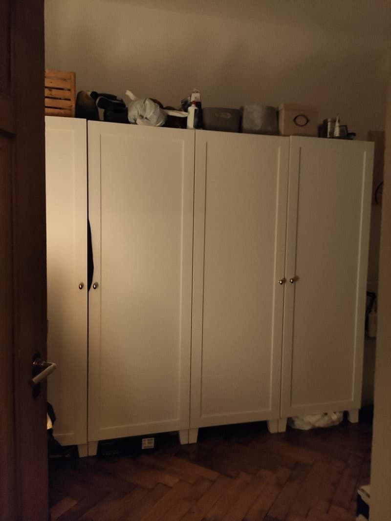 Beautiful old building apartment in district 4 for 2 years (2)