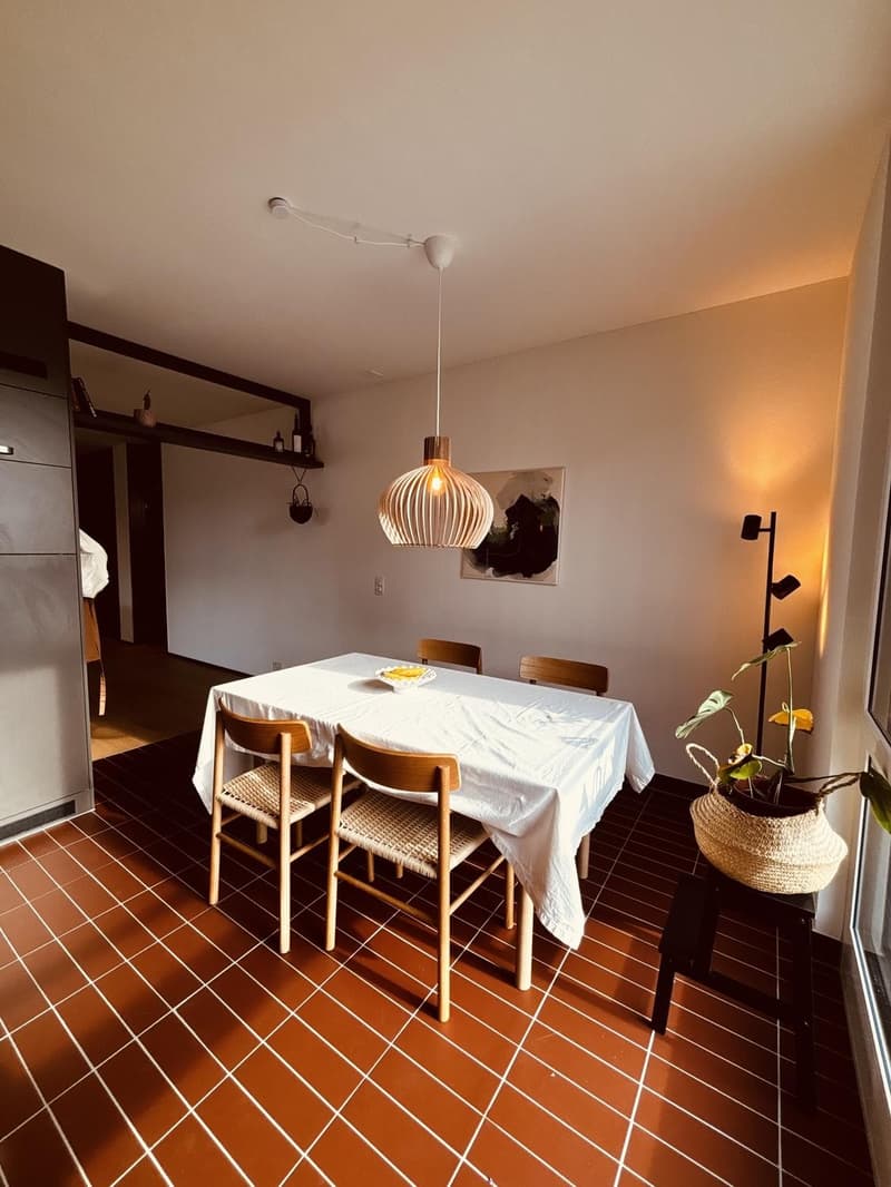 Moderne 2.5-Zimmer Wohnung im Grünen & 11 Min. bis Zürich-City! (6)