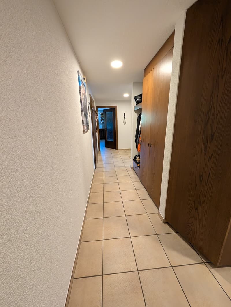 Charmant appartement 5,5 pièces sur une ferme idyllique (11)