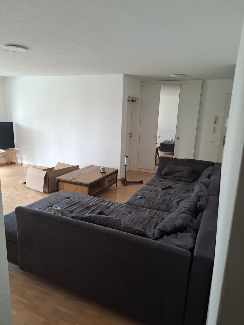 Appartamento di 4.5 locali nel cuore di Niederrohrdorf (1)