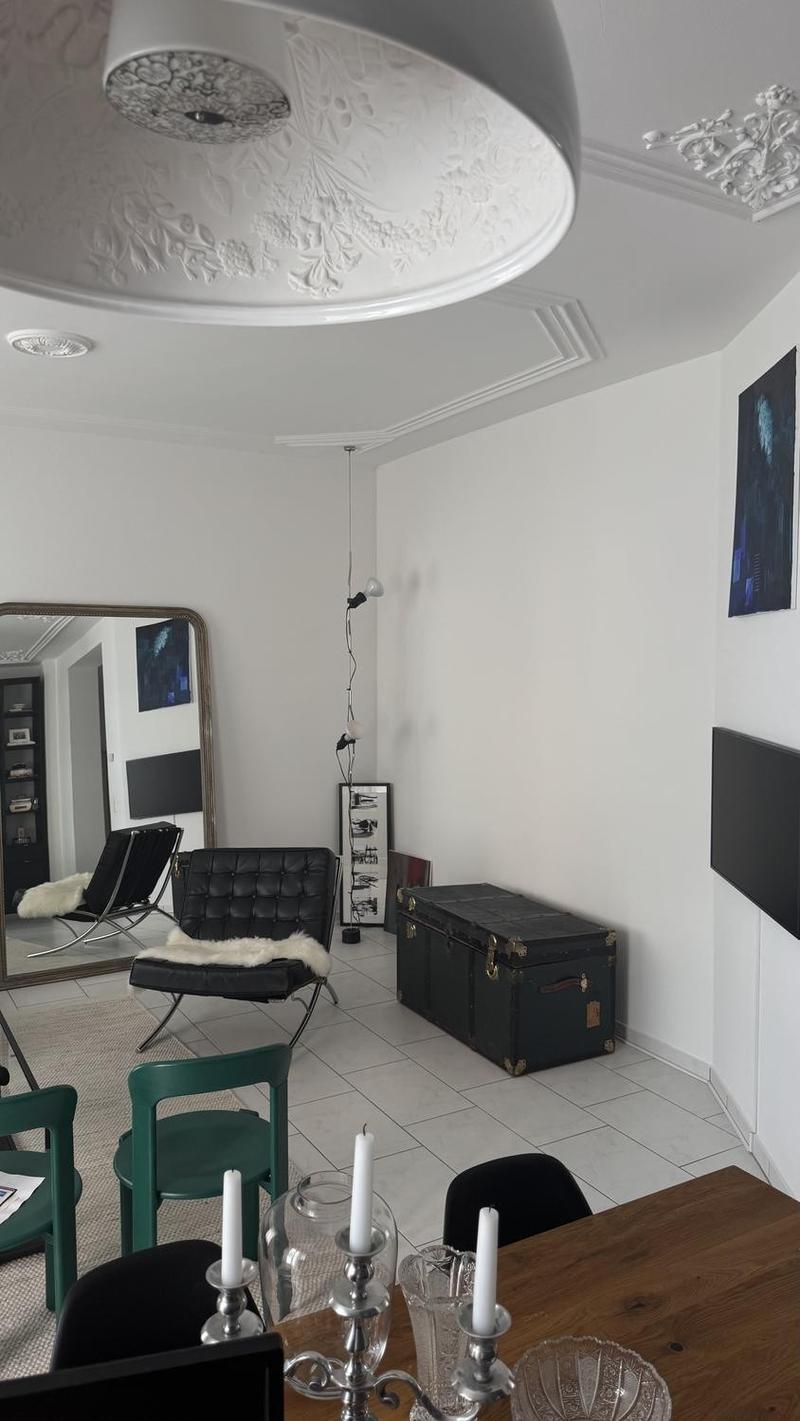 Geräumiges Zimmer in einer charmanten historischen Wohnung in Hottingen (September - Dezember) (5)