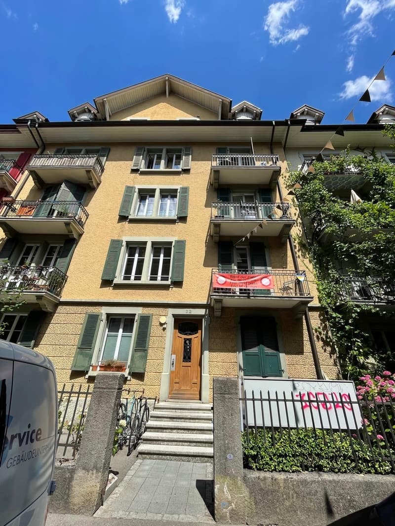 Ampio appartamento di 2,5 locali in un edificio storico a Breitenrain (6)