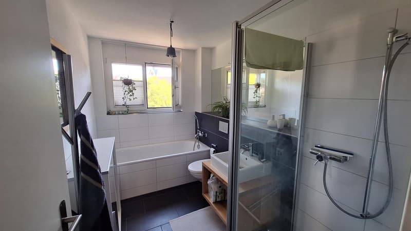 Recherche de sous-locataire pour appartement de 3,5 pièces meublé à Buch am Irchel (5)