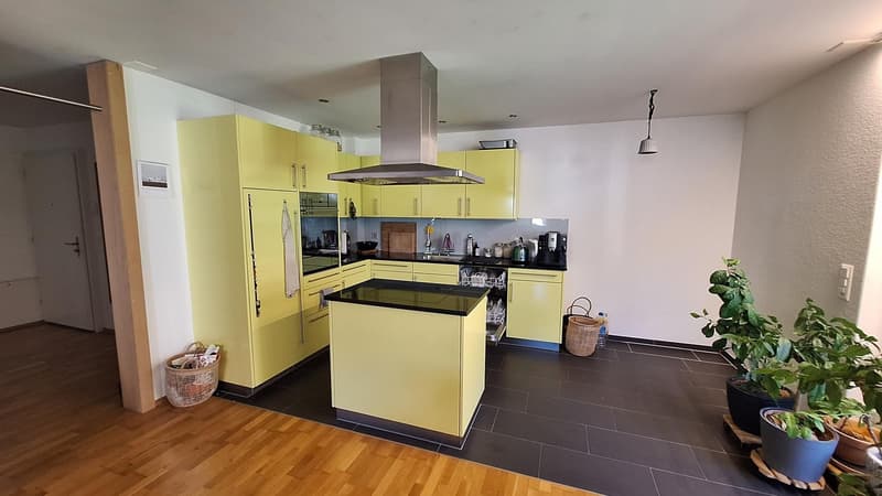 Recherche de sous-locataire pour appartement de 3,5 pièces meublé à Buch am Irchel (2)