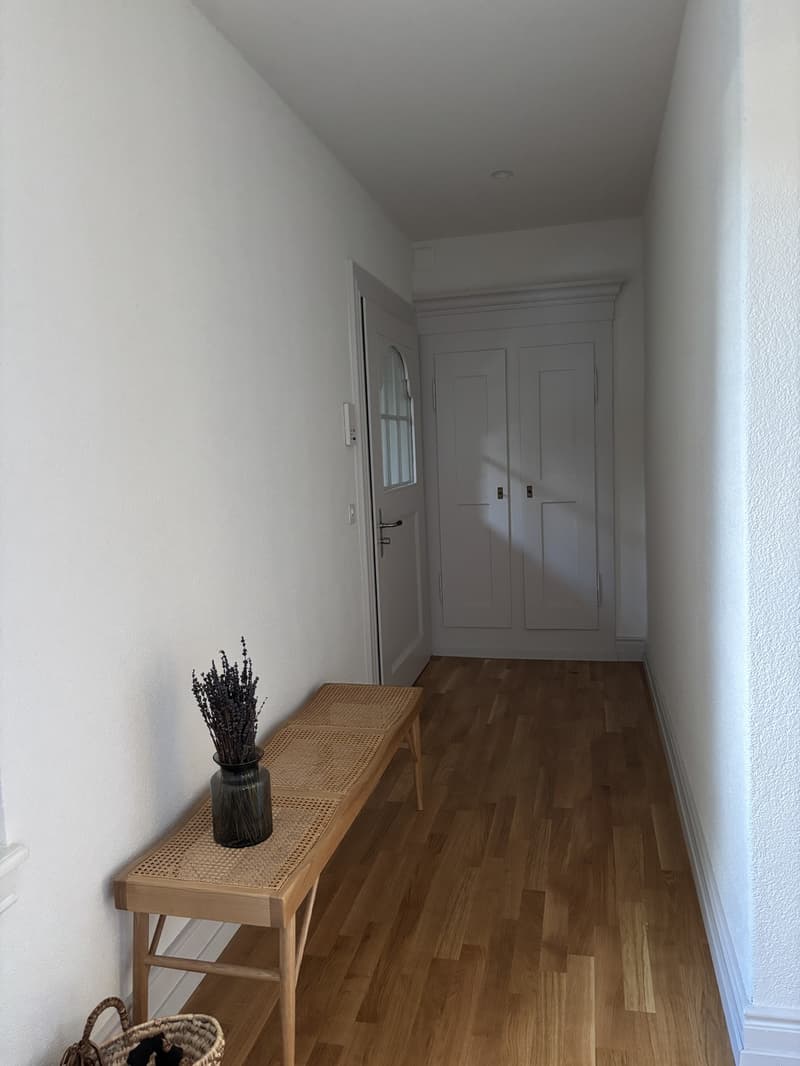 Möblierte 3.5-Zimmer-Wohnung in Zürich Enge ideal als Zweitwohnsitz oder Pied-à-terre (2)