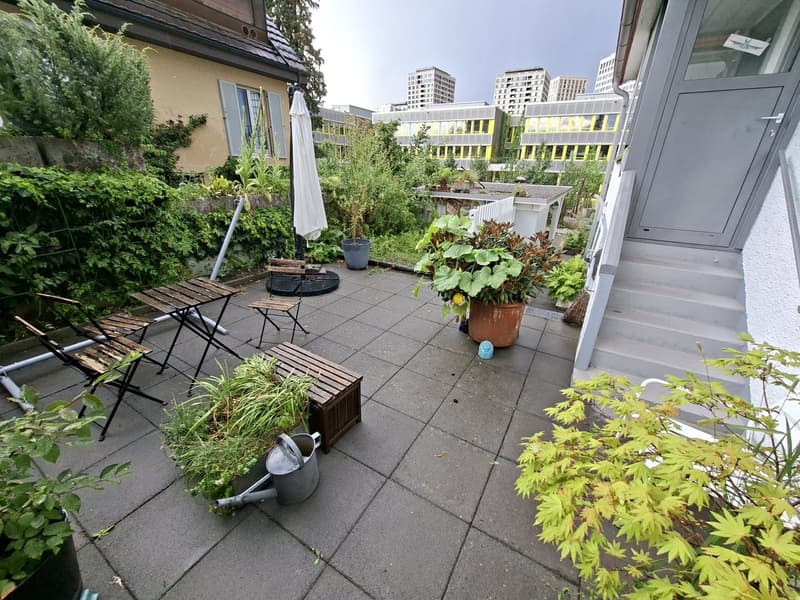 Nice Room in Quiet House with Garden - 2 min from Oerlikon Station + Parking (9)
