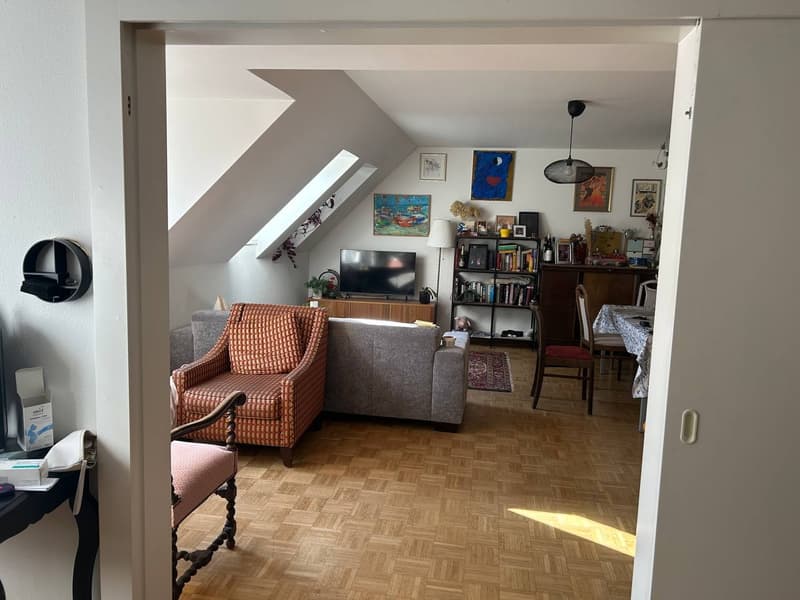 Zentrale 3,5-Zimmer-Dachwohnung in Zürich Kreis 4 (10)