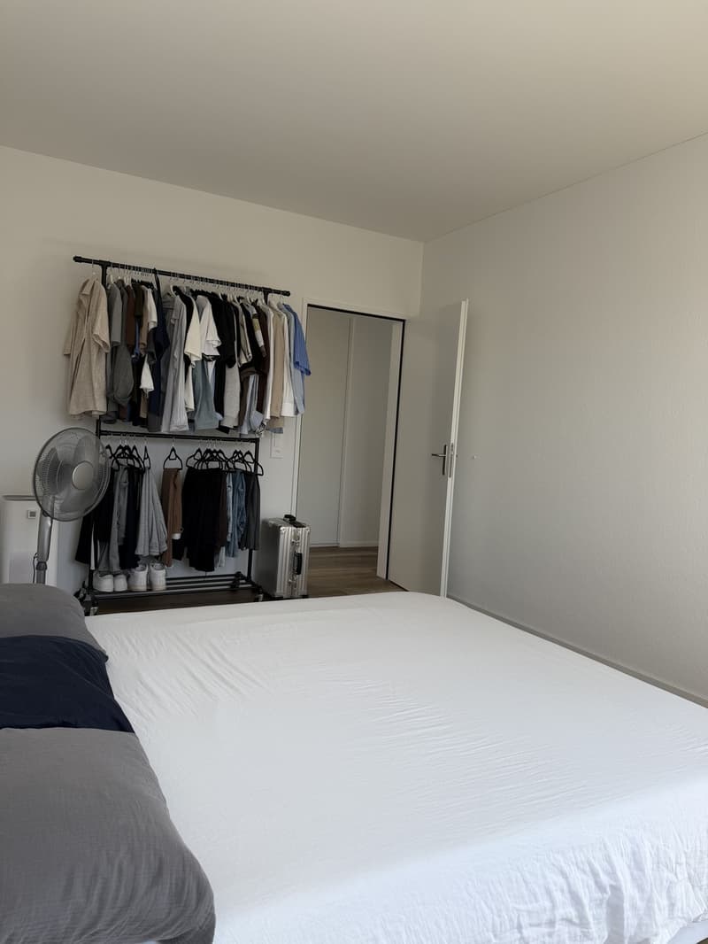 Stunning Top-Floor Apartment (90sqm) (10)