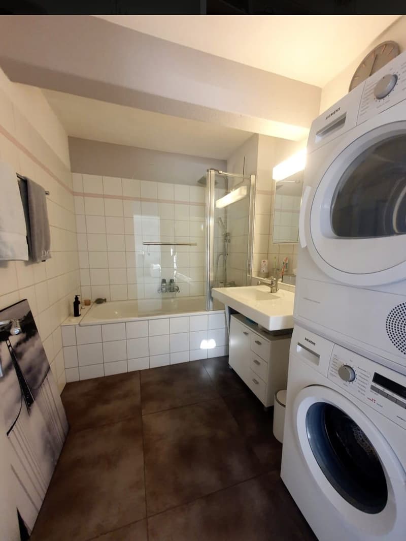 Helle 4.5-Zimmer-Wohnung mit Weitsicht in Baden (6)