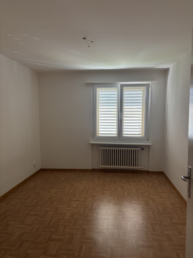 Appartement 4 pièces bien situé près de la gare à louer (4)