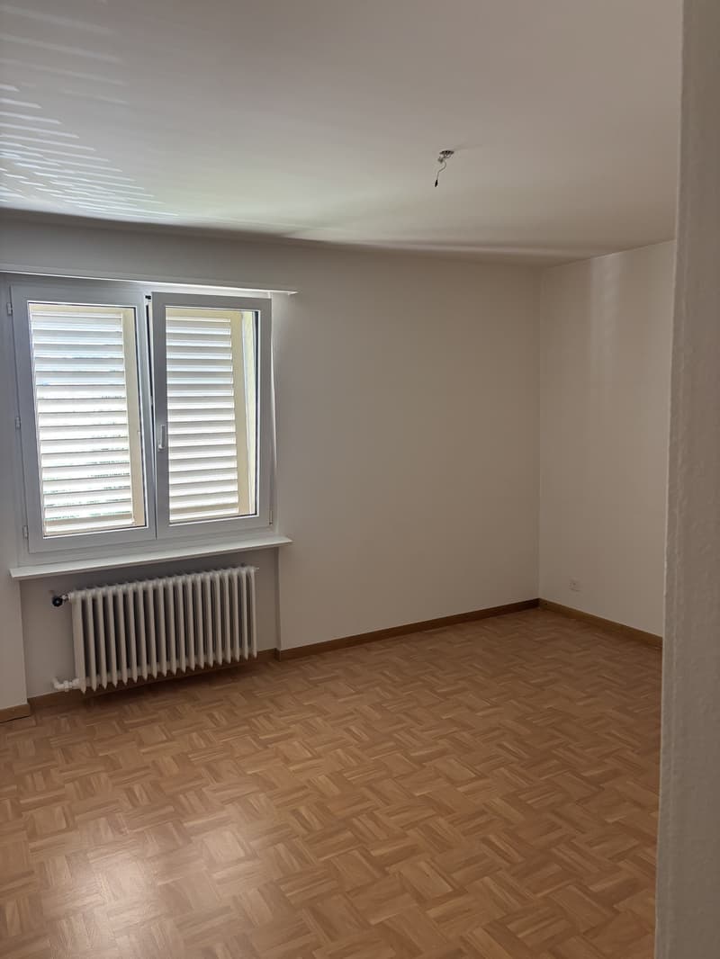 Appartement 4 pièces bien situé près de la gare à louer (5)
