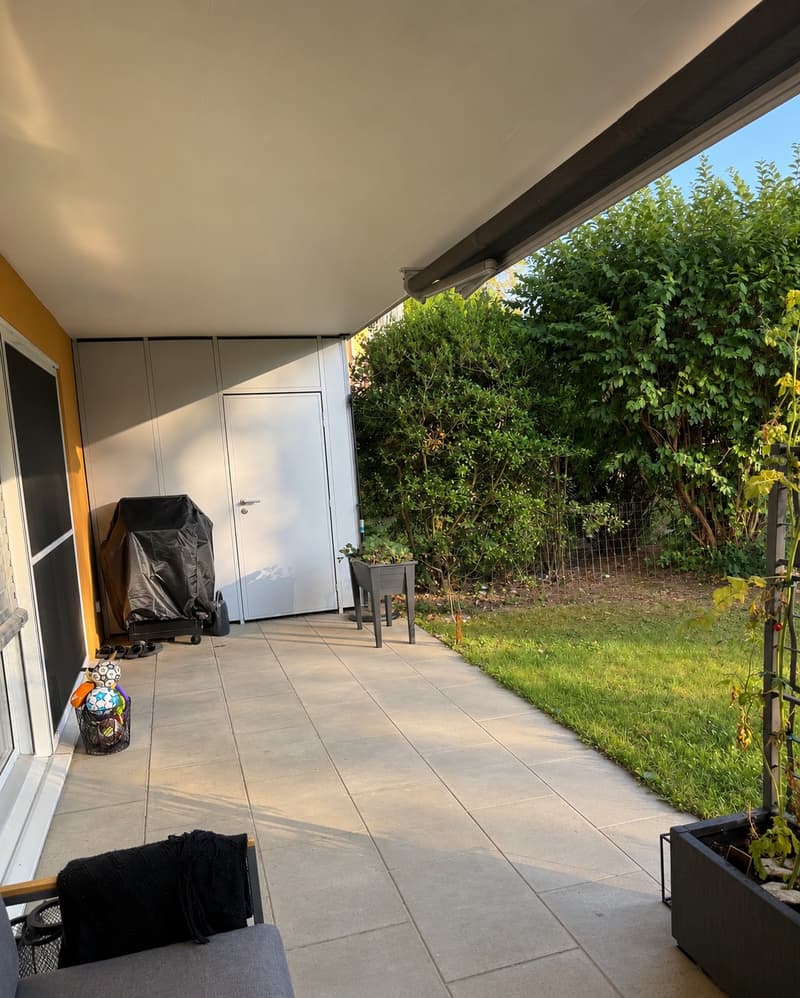 4.5 Room Ground Floor Apartment with Garden Seating (11)